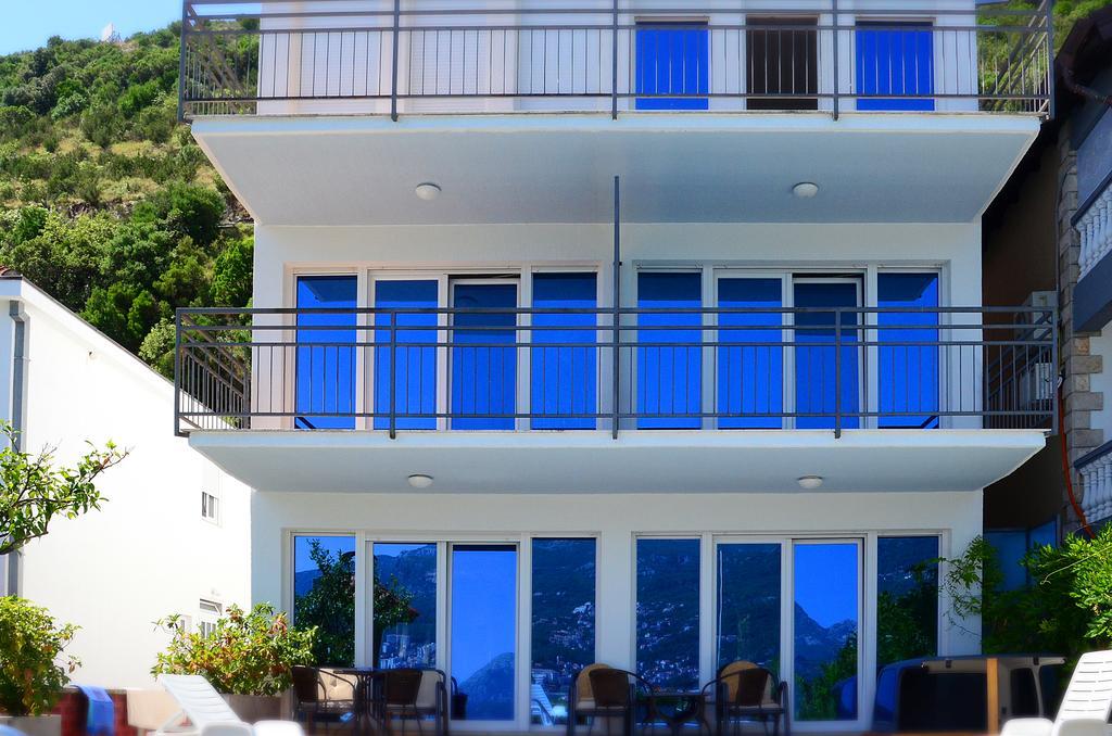 Apartments Riverside Herceg Novi Room photo